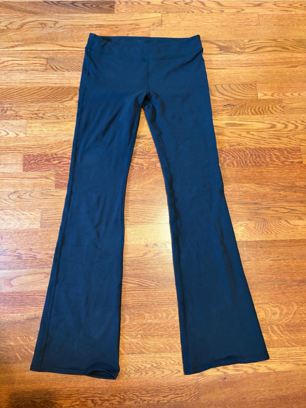 Alo Black Flared Yoga Pants Medium - Picture 4 of 8
